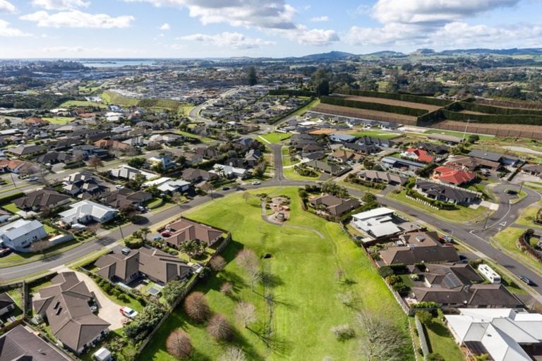 Photo of property in 46 Merriman Place, Pyes Pa, Tauranga, 3112