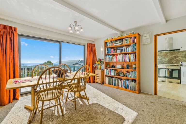 Photo of property in 31 Mercury Way, Whitby, Porirua, 5024