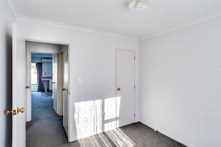 Photo of property in 2/13 Ted Harpur Place, Onekawa, Napier, 4110