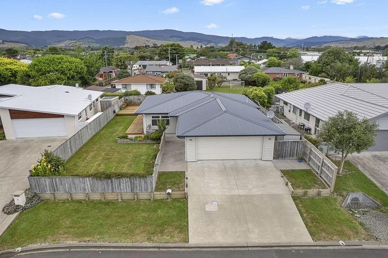 Photo of property in 7 Gardner Place, Otaki, 5512