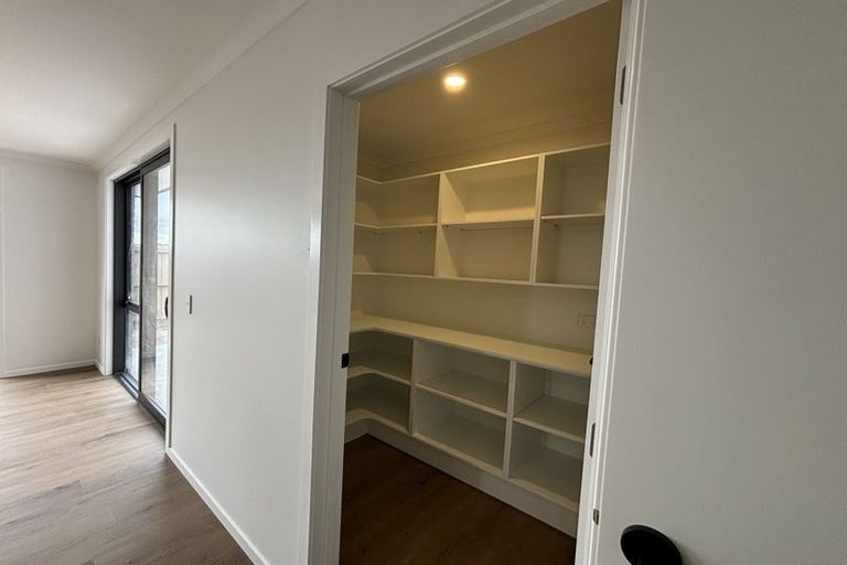 Photo of property in 16 Songpa Street, Halswell, Christchurch, 8025