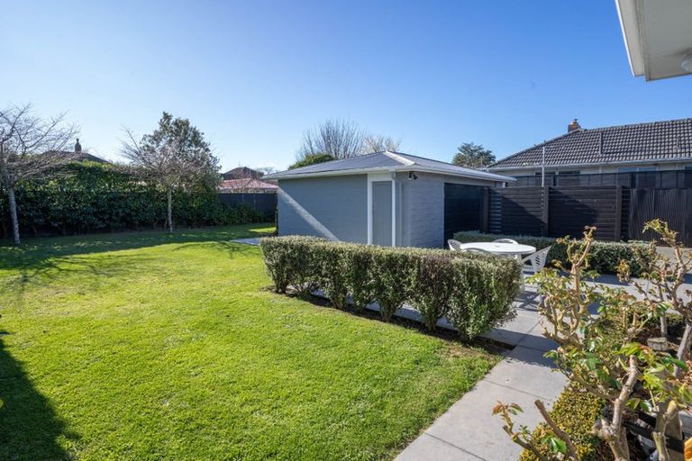 Photo of property in 203 Knowles Street, St Albans, Christchurch, 8052