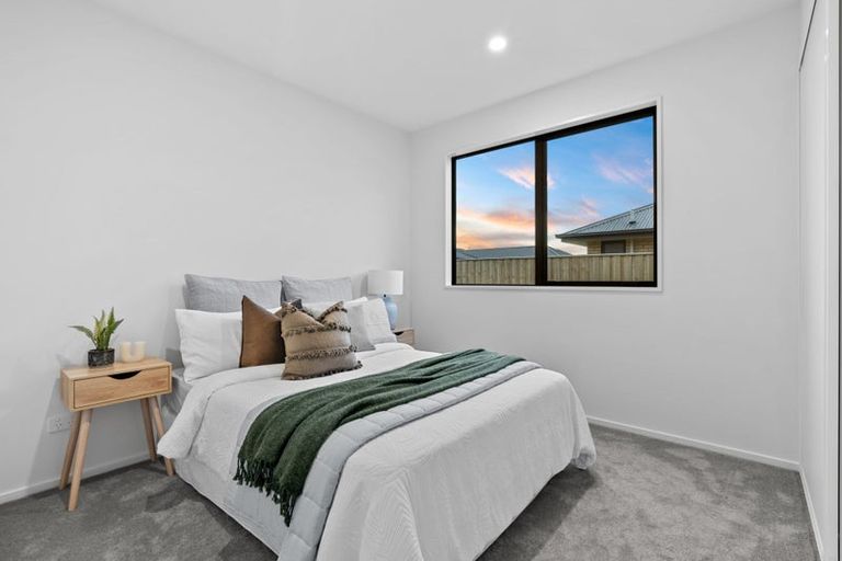 Photo of property in 16 Nathaniel Archer Street, Woodend, 7610