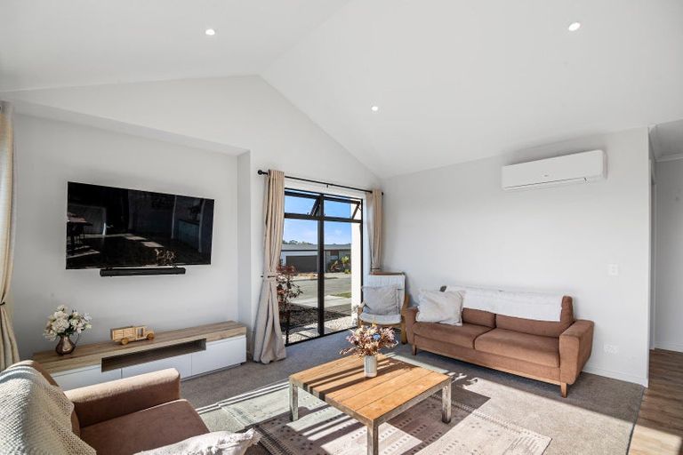 Photo of property in 51 Les Wakefield Road, Mapua, 7005