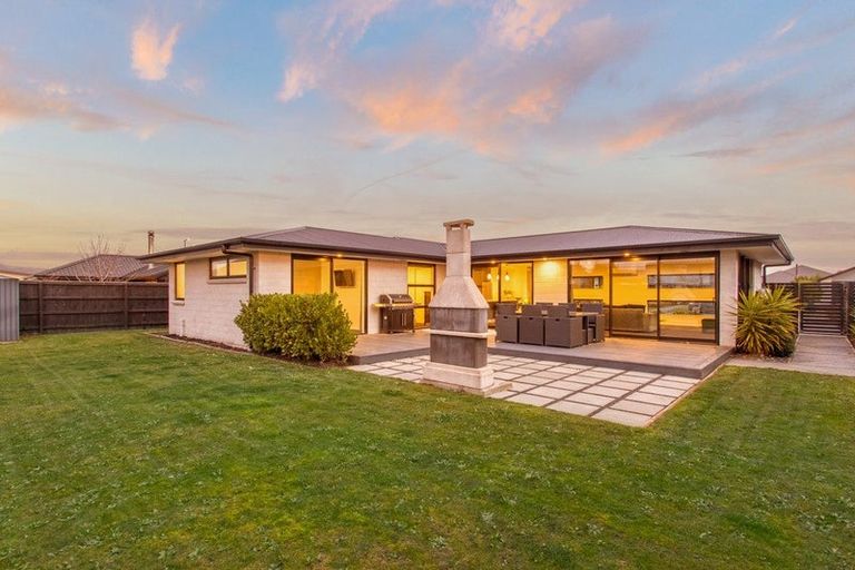 Photo of property in 21 Oaks Drive, Lincoln, 7608