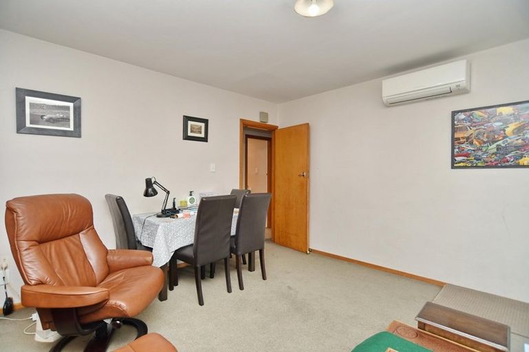 Photo of property in 8 Packe Street, Edgeware, Christchurch, 8013