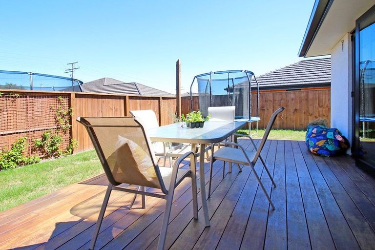 Photo of property in 11 Waikai Close, Ruakura, Hamilton, 3214