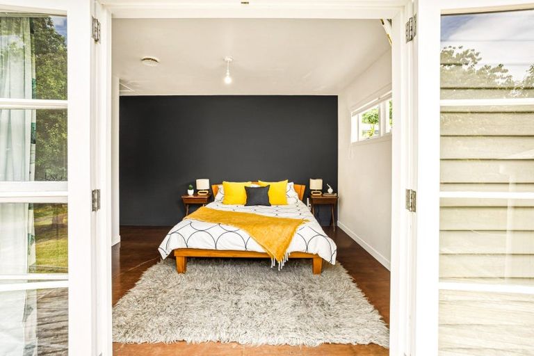 Photo of property in 37 Haruru Falls Road, Haruru, 0204