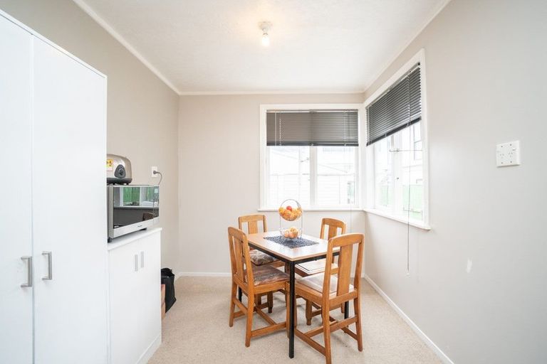 Photo of property in 6 Tyne Street, Roslyn, Palmerston North, 4414