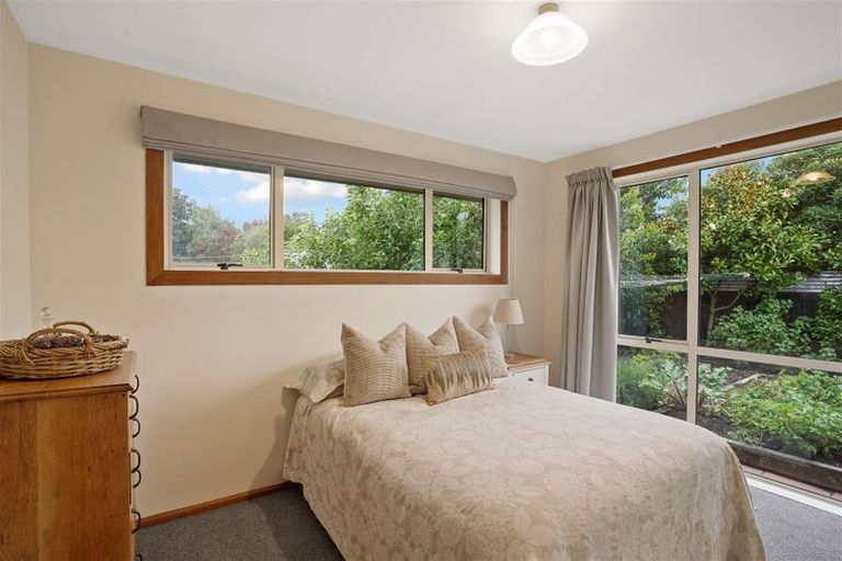 Photo of property in 47 Glenharrow Avenue, Avonhead, Christchurch, 8042