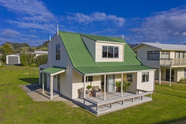 Photo of property in 126 Captain Cook Road, Cooks Beach, Whitianga, 3591