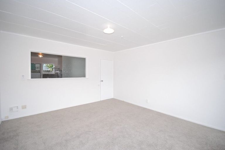 Photo of property in 2/100 Saint Lukes Road, Sandringham, Auckland, 1025