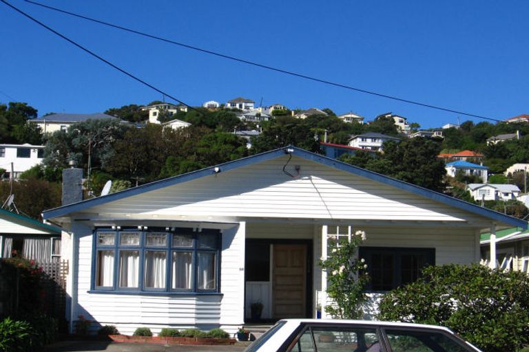 Photo of property in 32 Weka Street, Miramar, Wellington, 6022