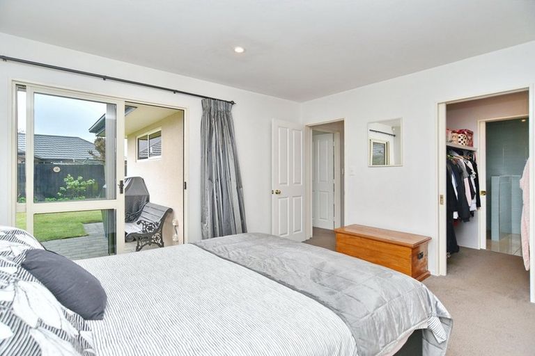 Photo of property in 16 Pepperwood Place, Shirley, Christchurch, 8061