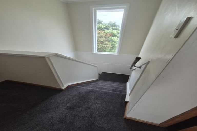 Photo of property in 2a-b Waihemo Street, Waitangirua, Porirua, 5024