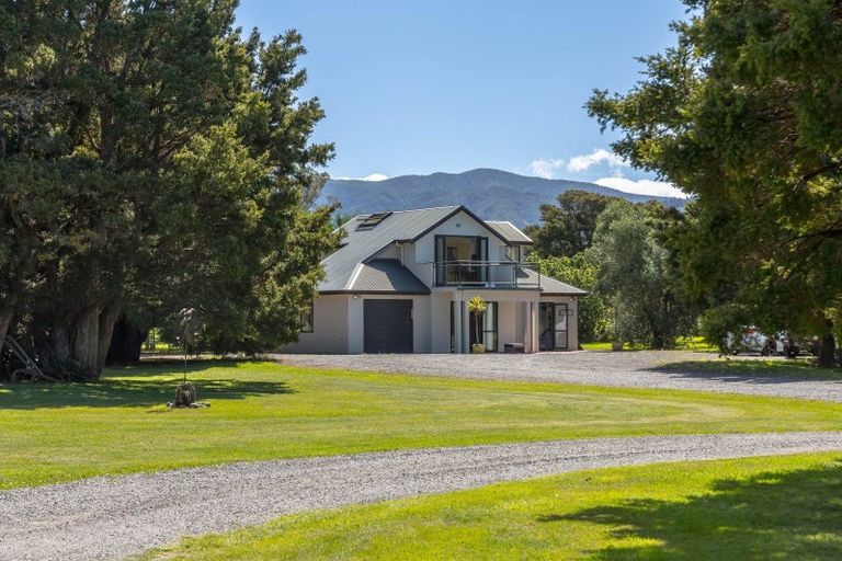Photo of property in 581 Matarawa Road, Dalefield, Carterton, 5791