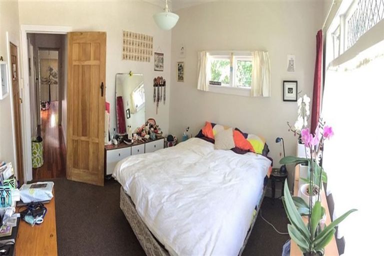 Photo of property in 98 Calgary Street, Mount Eden, Auckland, 1041