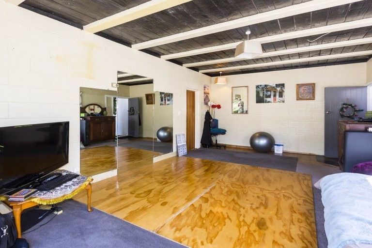 Photo of property in 56 Bridge Road, Birchville, Upper Hutt, 5018