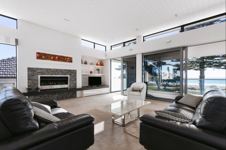 Photo of property in 81 Marine Parade, Mount Maunganui, 3116