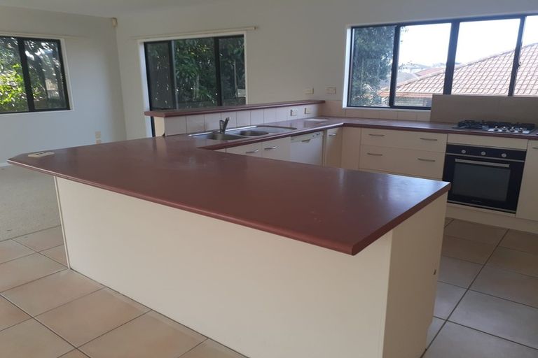 Photo of property in 5a Oakleigh Avenue, Takanini, 2112