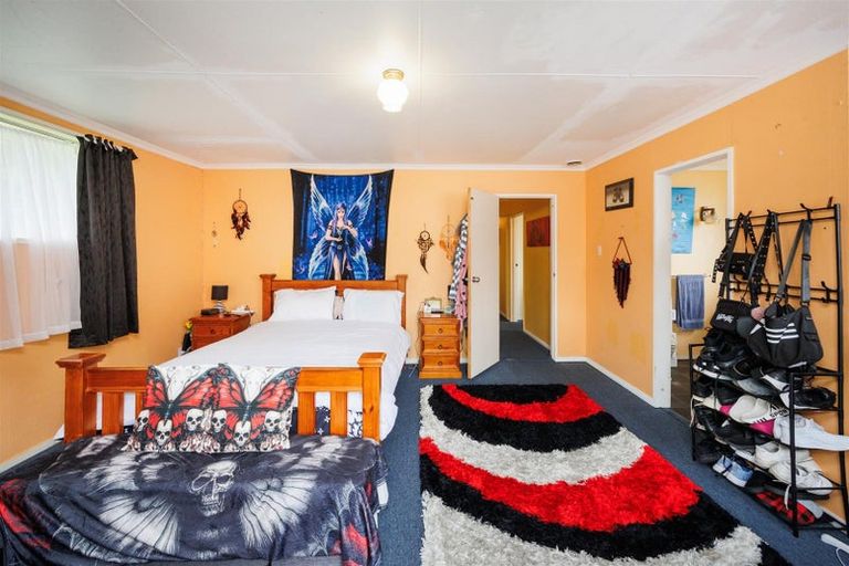 Photo of property in 19 Alexandra Street, Marton, 4710