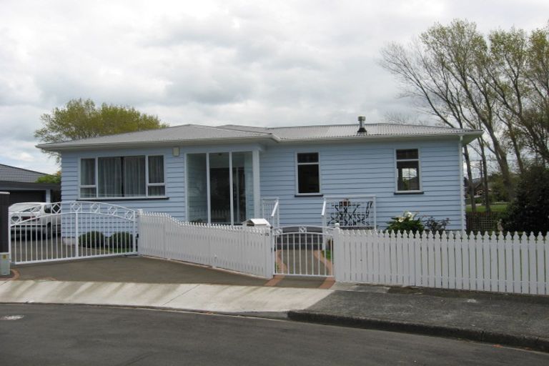 Photo of property in 75 Cleary Street, Waterloo, Lower Hutt, 5011