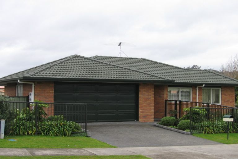 Photo of property in 6 Cabeleigh Drive, Helensville, 0800