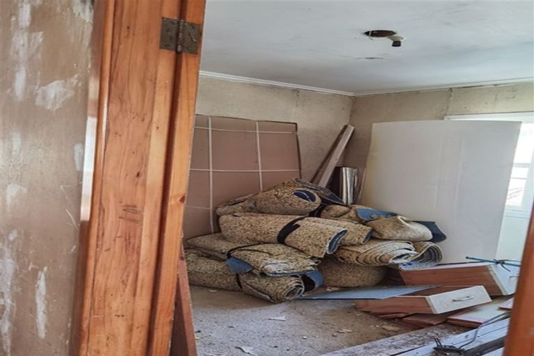 Photo of property in 59a Peach Road, Glenfield, Auckland, 0629