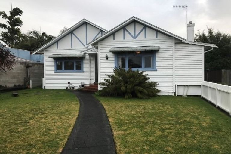 Photo of property in 24 Twelfth Avenue, Tauranga South, Tauranga, 3112