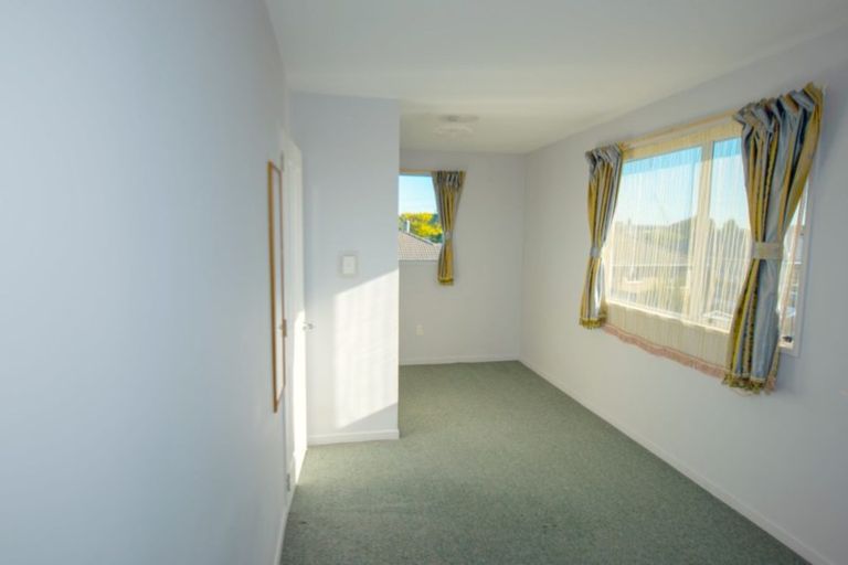 Photo of property in 3 Blankney Street, Hornby, Christchurch, 8042