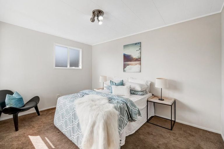 Photo of property in 1/49a Manuka Road, Bayview, Auckland, 0629