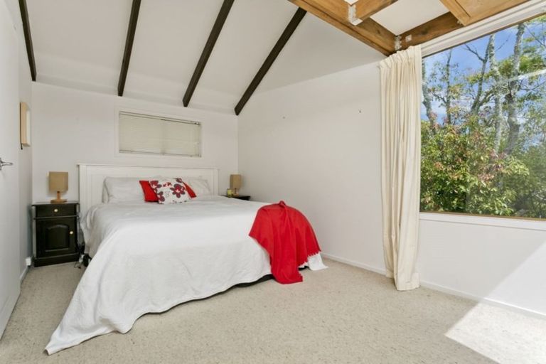 Photo of property in 1/62 Waiau Street, Torbay, Auckland, 0630