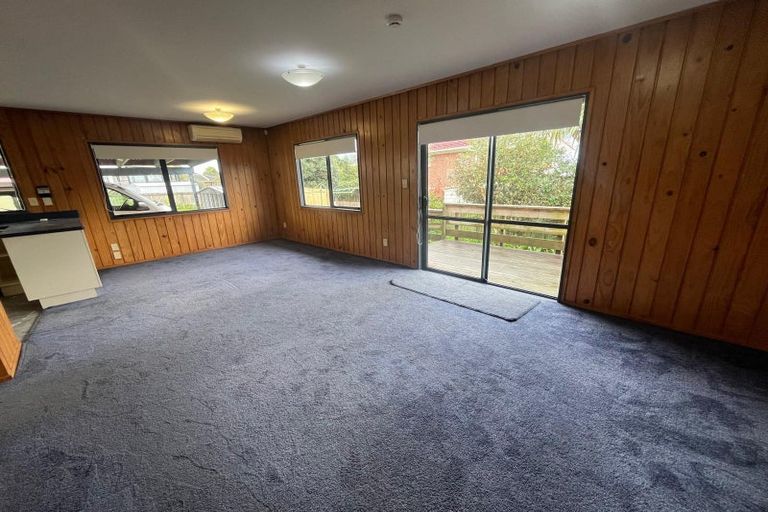 Photo of property in 143 Ridge Road, Howick, Auckland, 2014