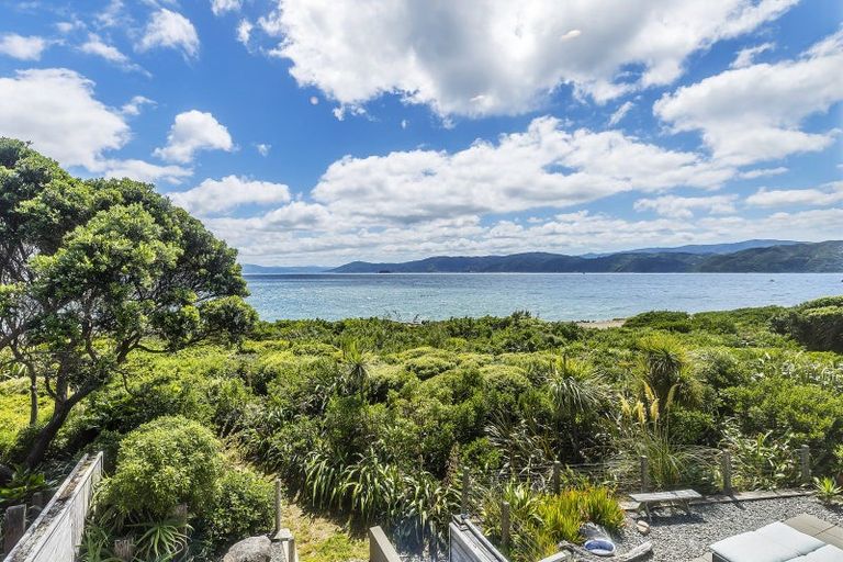 Photo of property in 17 Boardwalk Lane, Seatoun, Wellington, 6022