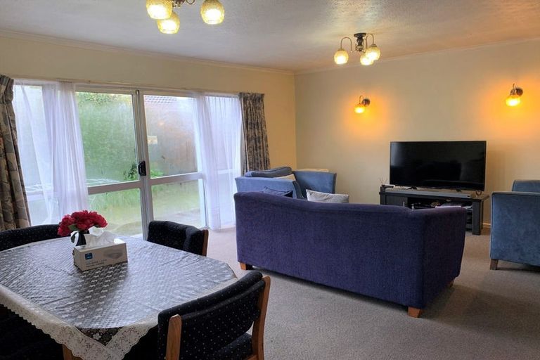 Photo of property in 2/84 Fairfield Avenue, Addington, Christchurch, 8024