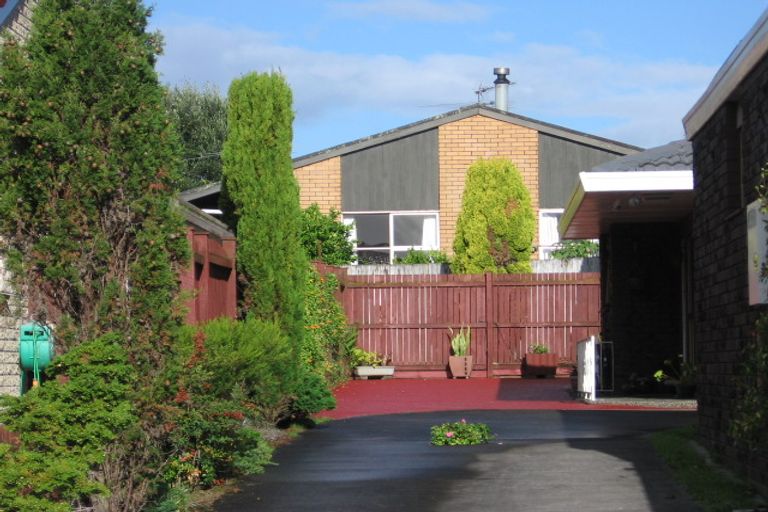 Photo of property in 7b Nimrod Place, Half Moon Bay, Auckland, 2012