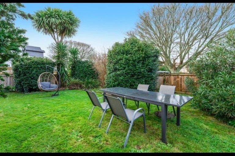 Photo of property in 25 Laurie Avenue, Papakura, 2110