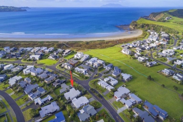 Photo of property in 50 Paraoa Crescent, Omaha, Warkworth, 0986