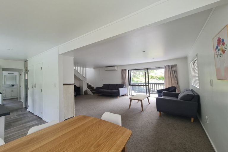 Photo of property in 57 Lucknow Road, Havelock North, 4130
