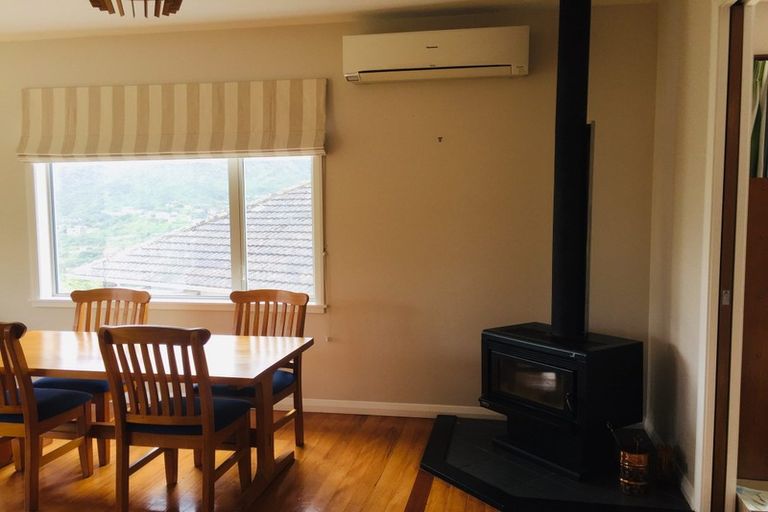 Photo of property in 11 Bankot Crescent, Ngaio, Wellington, 6035