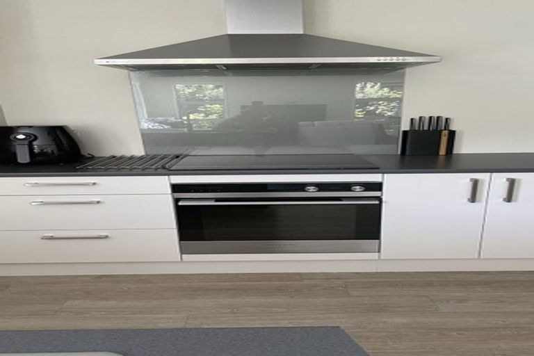 Photo of property in 3/502 Harewood Road, Harewood, Christchurch, 8051