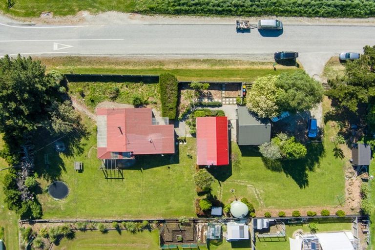 Photo of property in 2 Mclennan Road, Hawea Flat, Wanaka, 9382