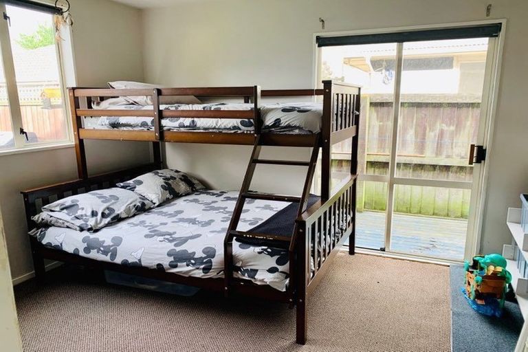 Photo of property in 2/726 Main North Road, Belfast, Christchurch, 8051