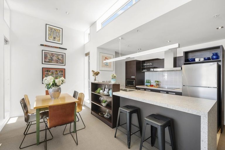 Photo of property in Republic2, 8g/10 Lorne Street, Te Aro, Wellington, 6011