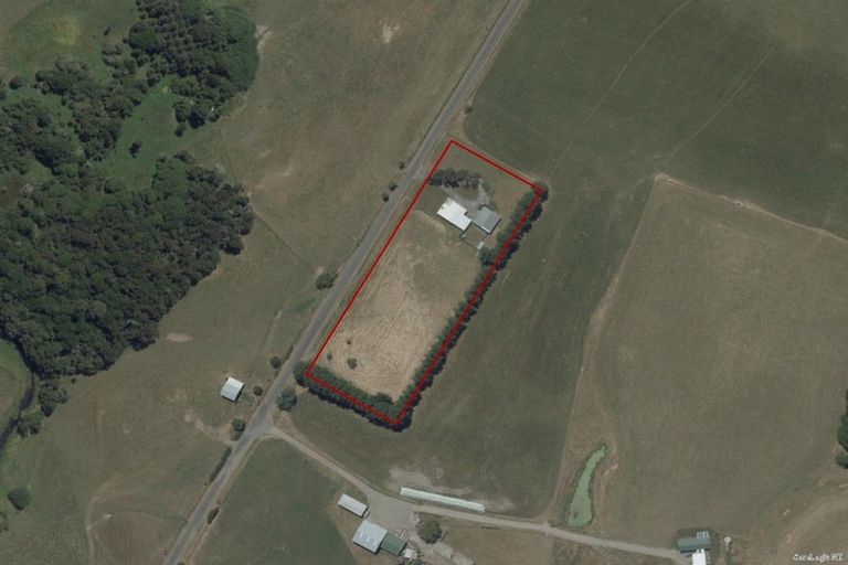 Photo of property in 78 Managhs Road, Halcombe, Feilding, 4775