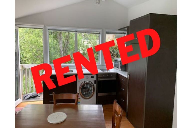 Photo of property in 6 Beresford Street, Bayswater, Auckland, 0622