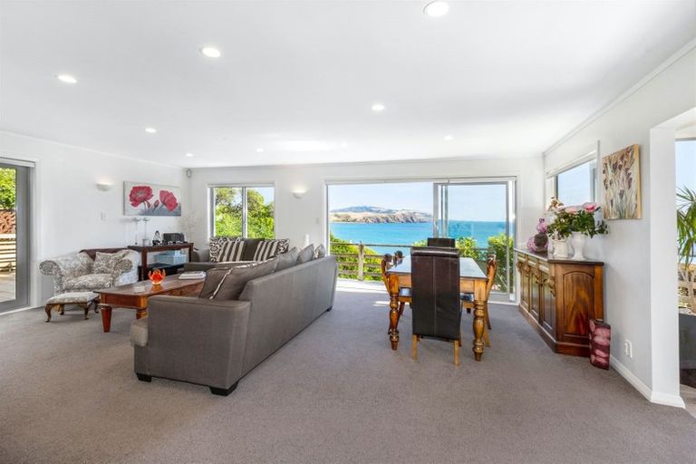 Photo of property in 154 Motuhara Road, Plimmerton, Porirua, 5026