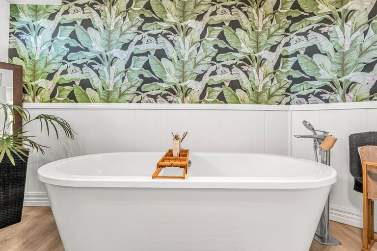 Photo of property in 5 Springvale Road, Waiuku, 2123