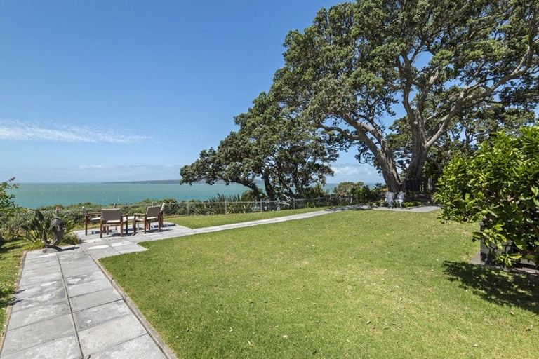 Photo of property in 1/21 Clifton Road, Hauraki, Auckland, 0622