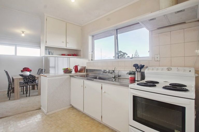 Photo of property in 1/78 Bentley Avenue, Glenfield, Auckland, 0629